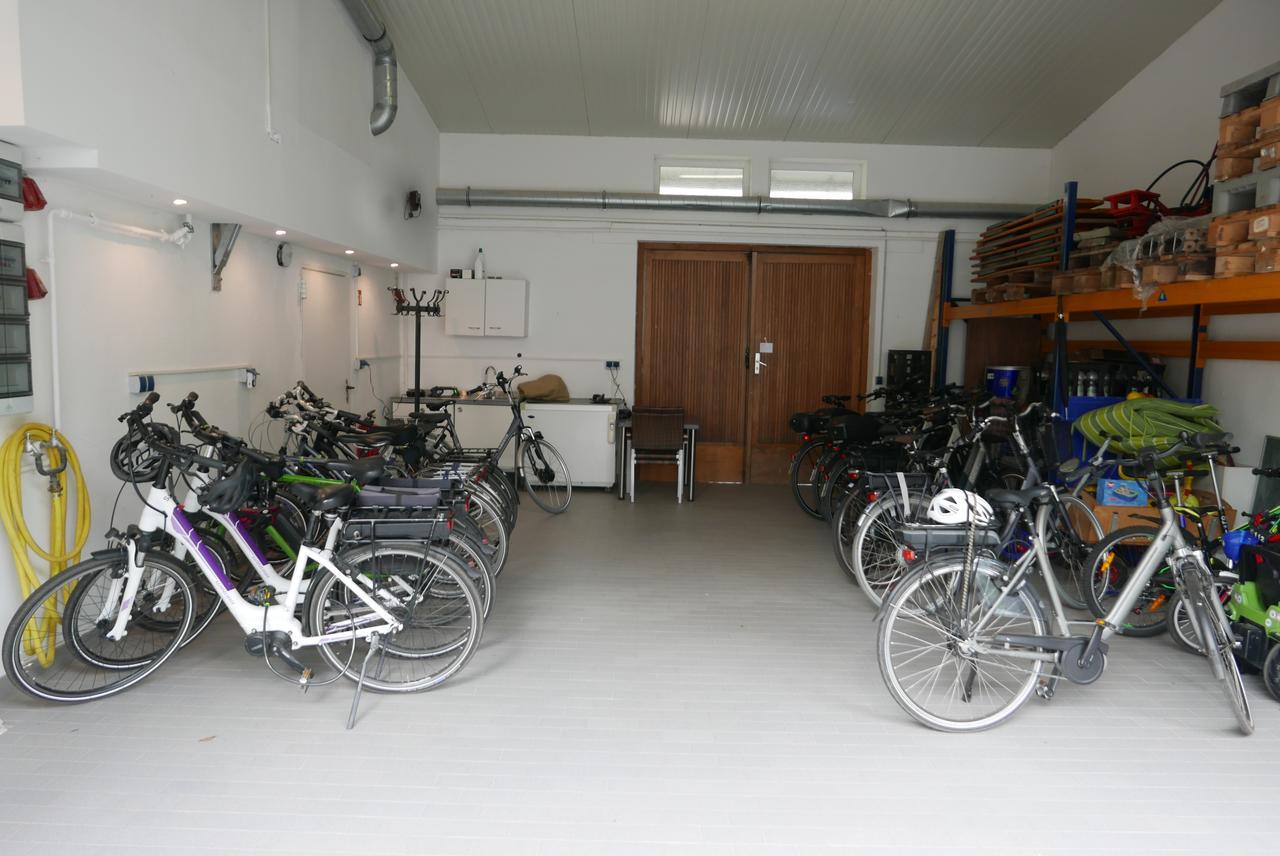 Hotel Weingut Clemens Ellenz-Poltersdorf Esterno foto